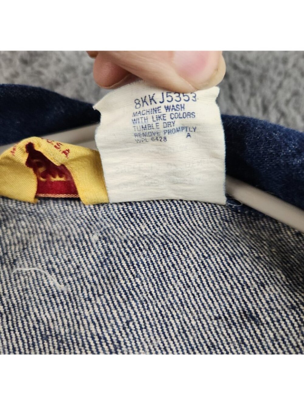 VTG Wrangler Rustler 80's Denim Jacket Tag Large Fit Med USA Made 13oz Trucker - Picture 14 of 15